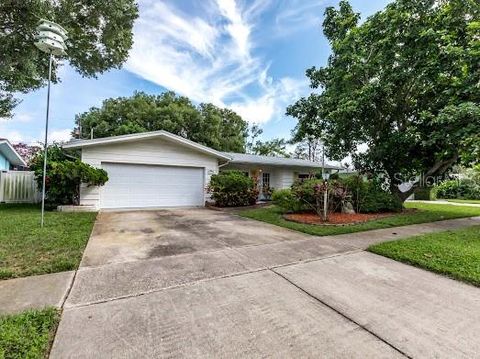 A home in LARGO