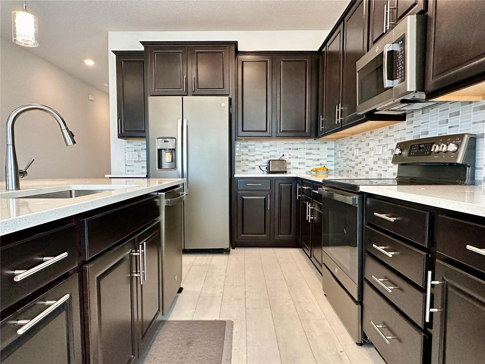 FOREST LAKE PH I - Residential Lease