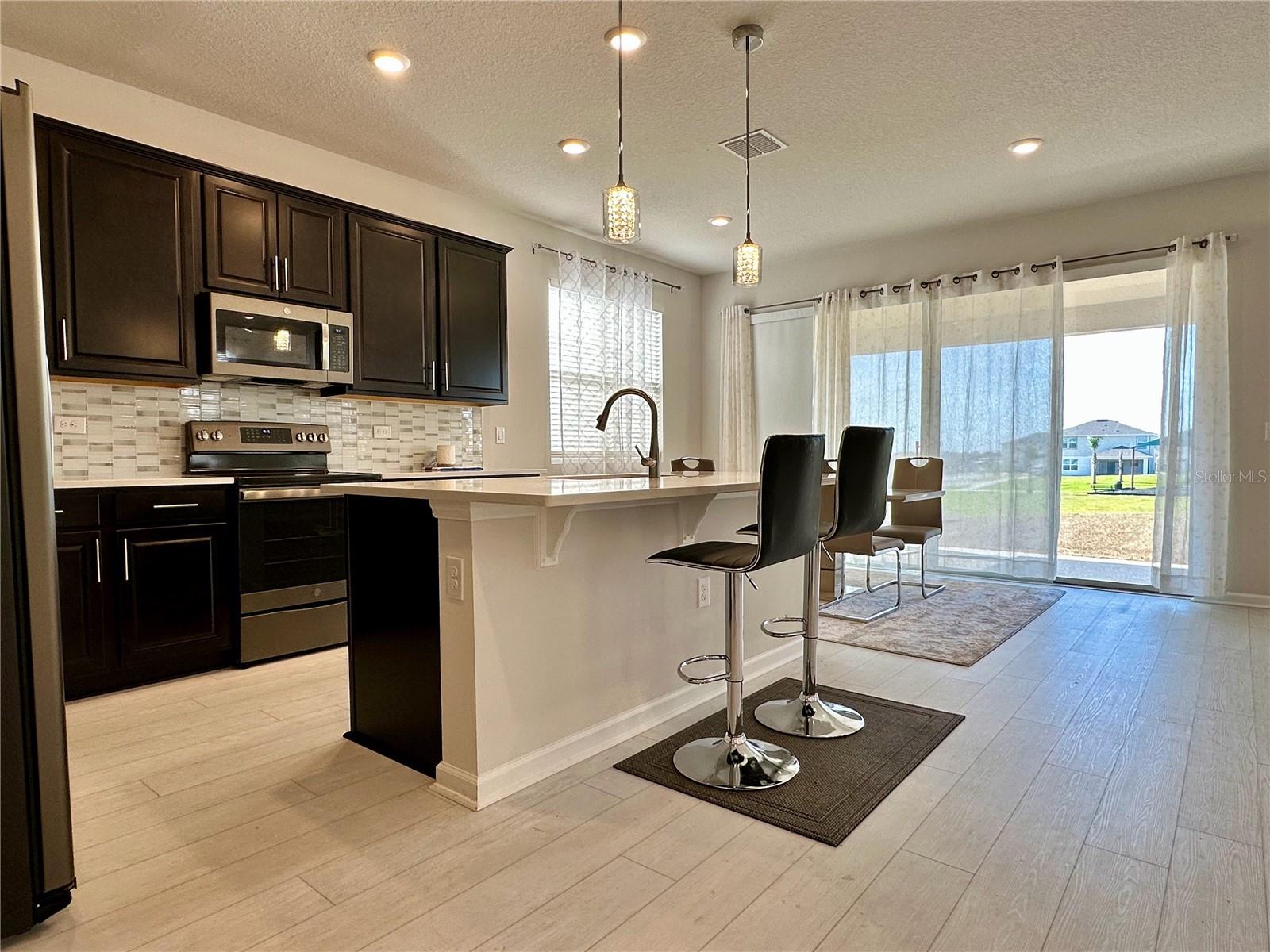 FOREST LAKE PH I - Residential Lease