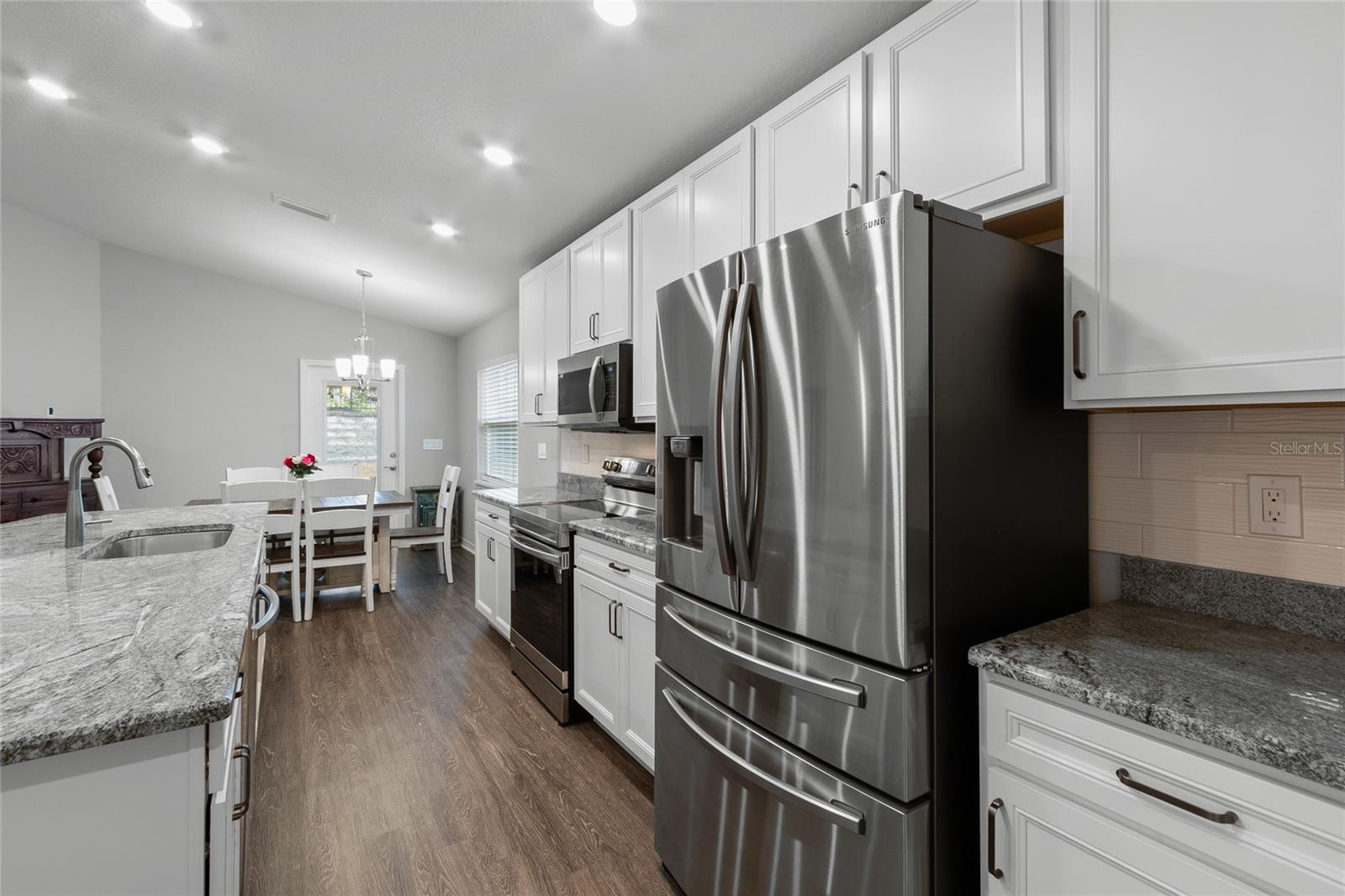 2311 SUNSET WAY