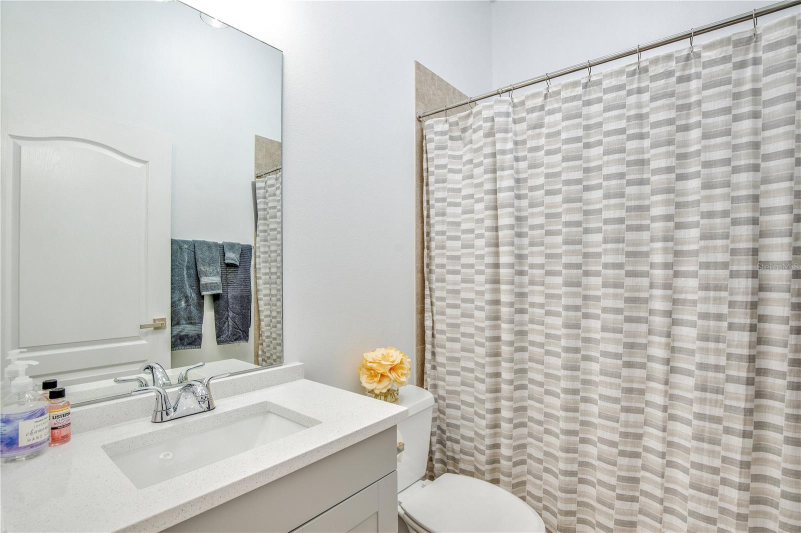 BALDWIN PARKA - Residential Lease