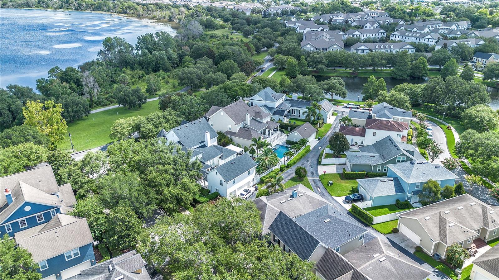 BALDWIN PARKA - Residential Lease