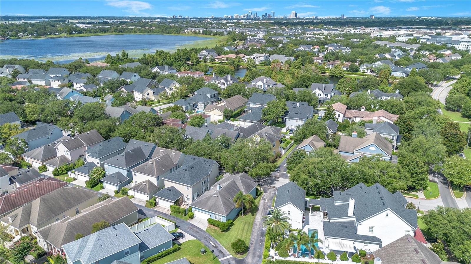 BALDWIN PARKA - Residential Lease