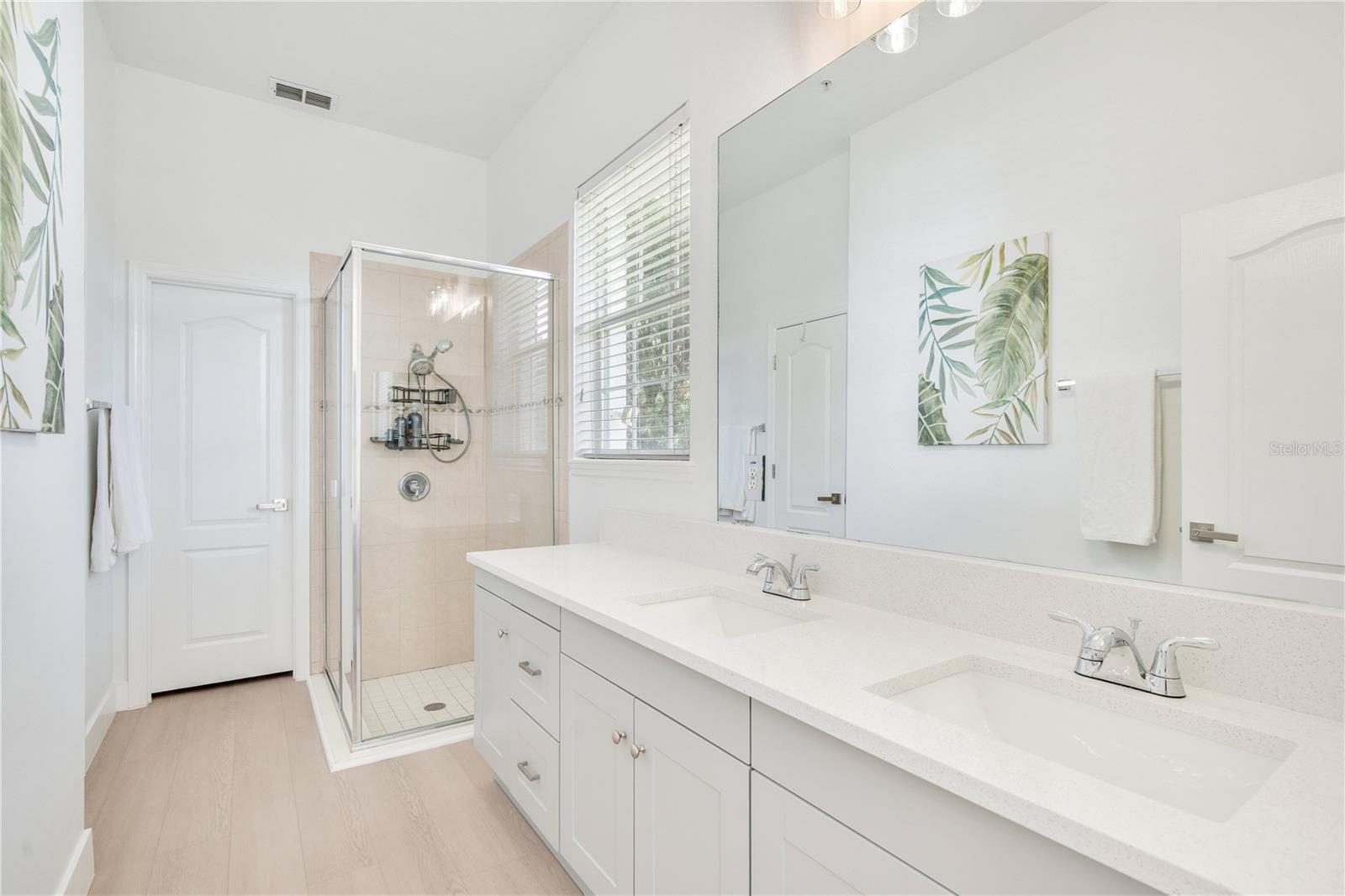 BALDWIN PARKA - Residential Lease