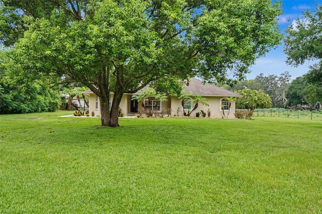 Photo of 4618 Reola Road, Dover, FL 33527 (MLS # TB8533447)