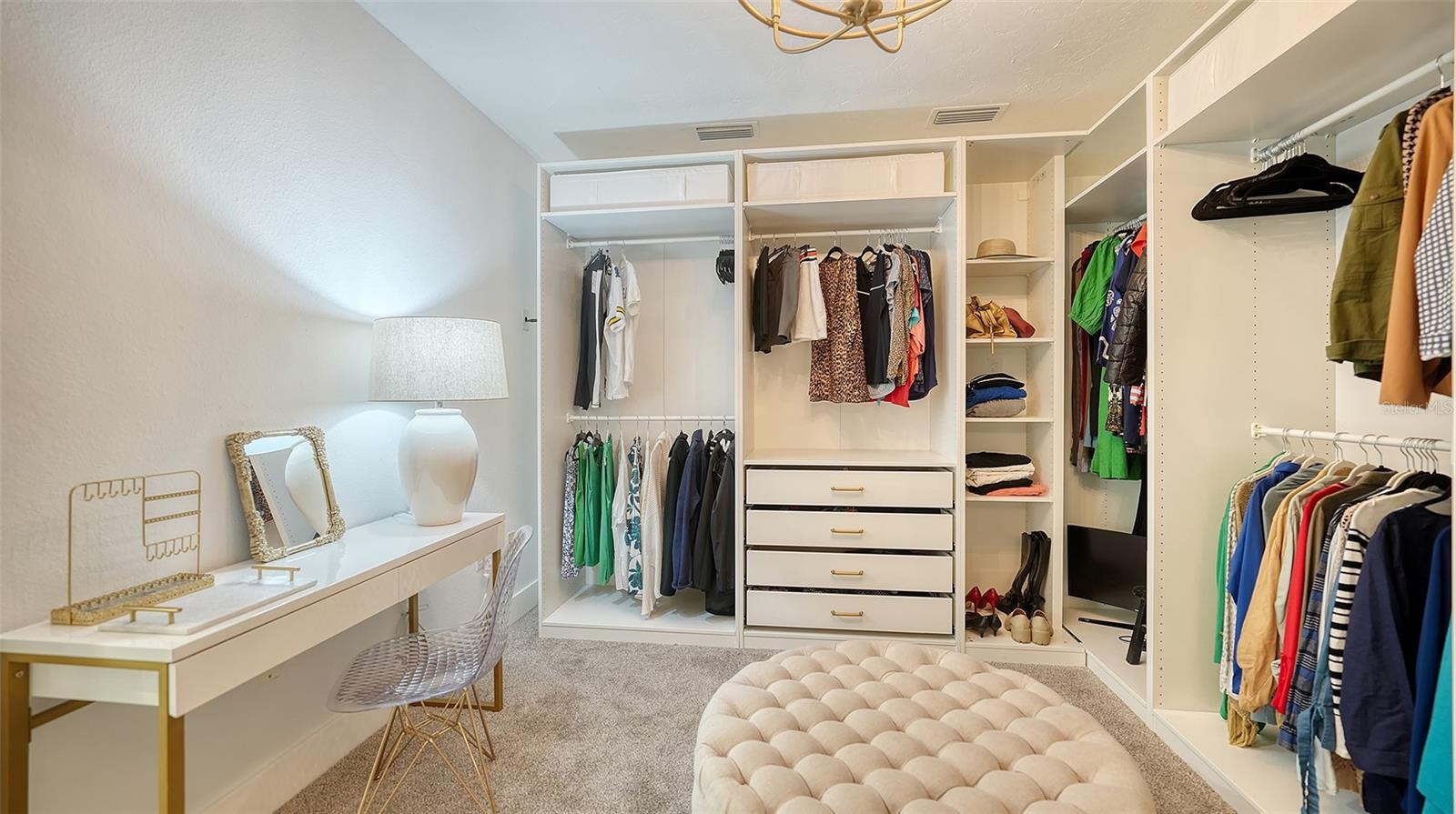 BENEVA OAKS - Residential