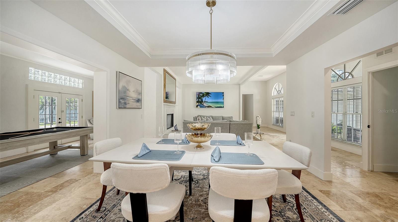 BENEVA OAKS - Residential