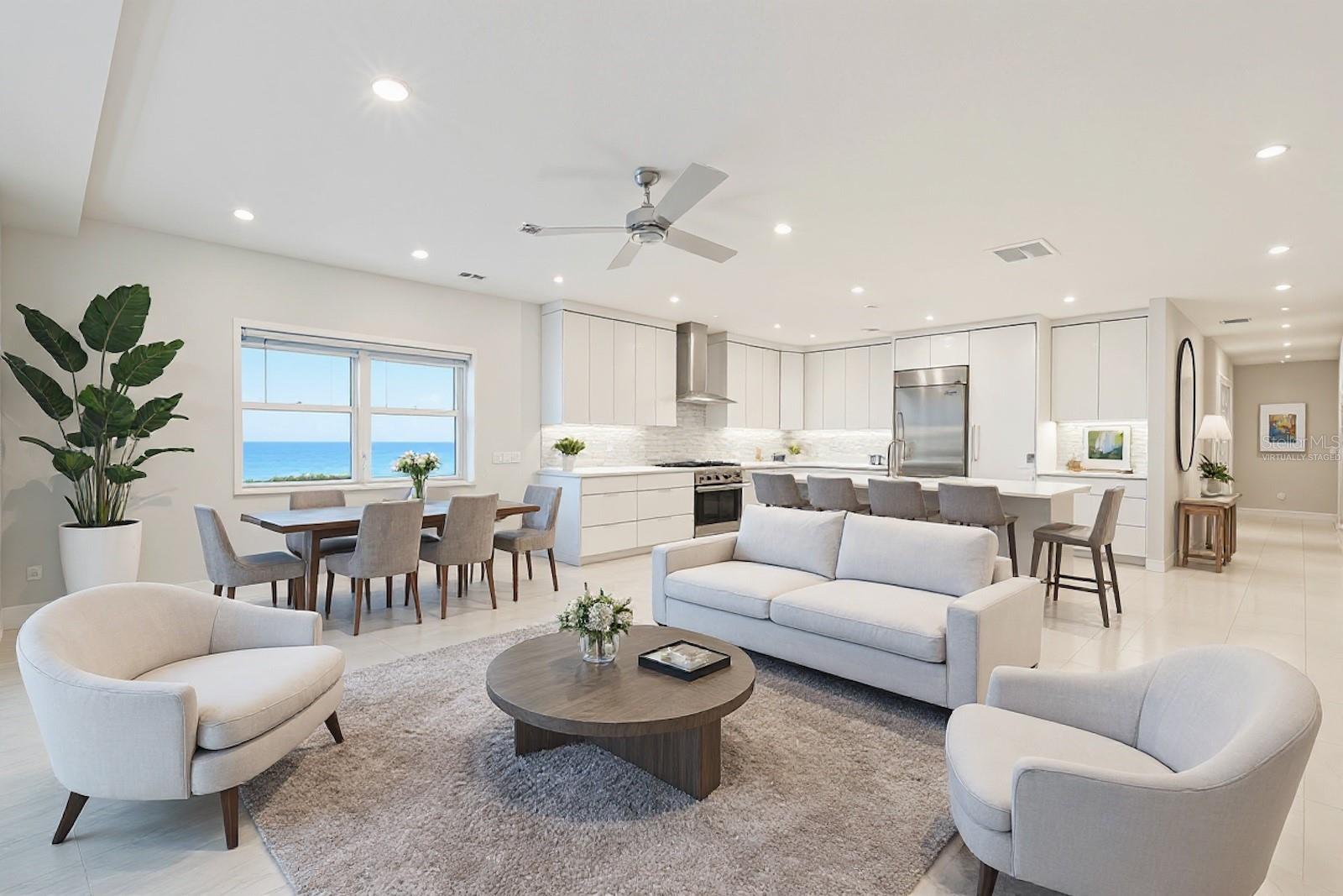 HARBOR VIEW ON GOLDEN GATE POINT - Residential