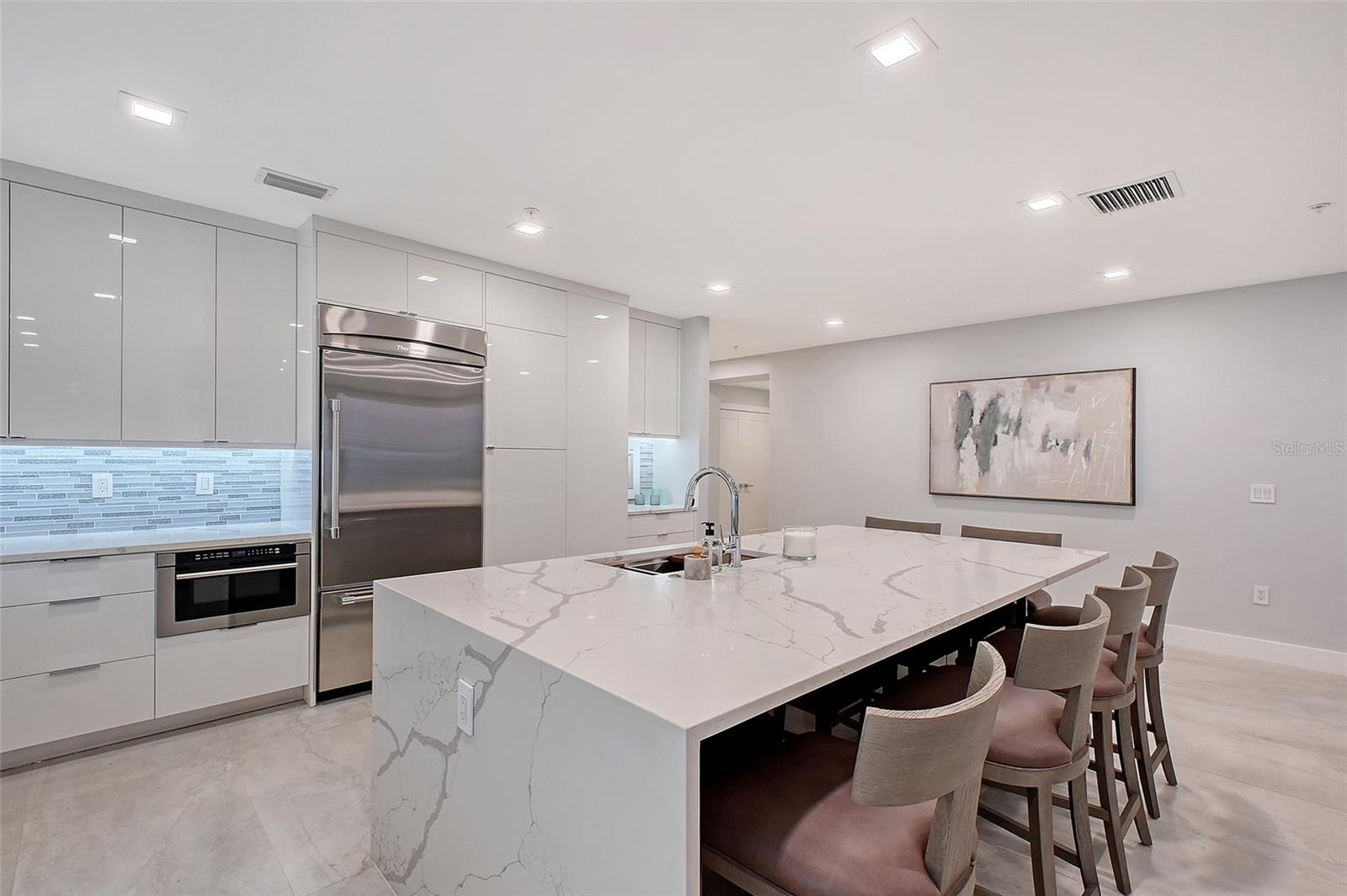 HARBOR VIEW ON GOLDEN GATE POINT - Residential