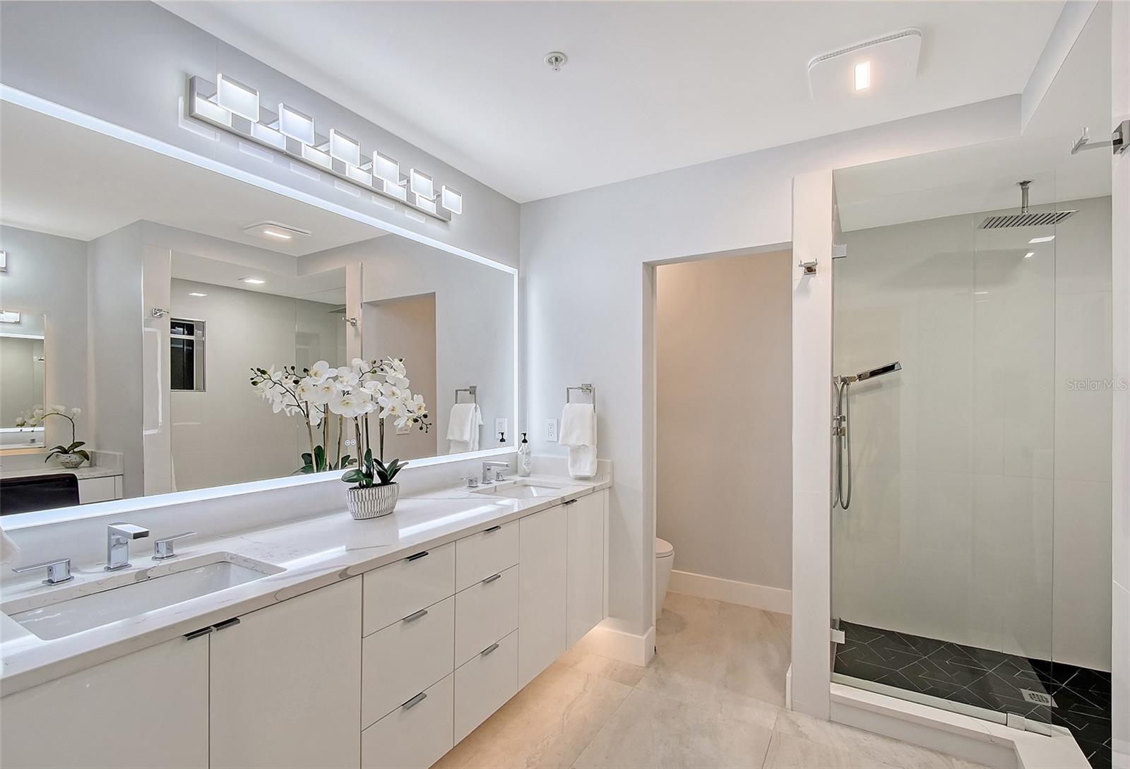 HARBOR VIEW ON GOLDEN GATE POINT - Residential