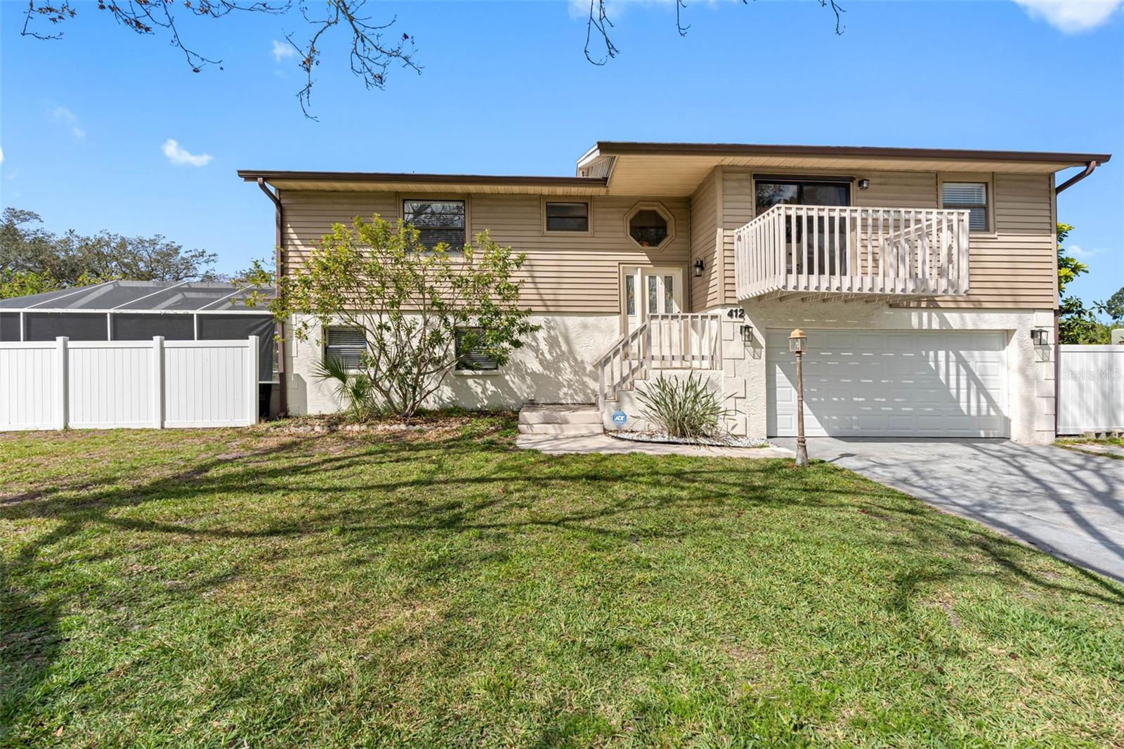 412 MANOR BOULEVARD