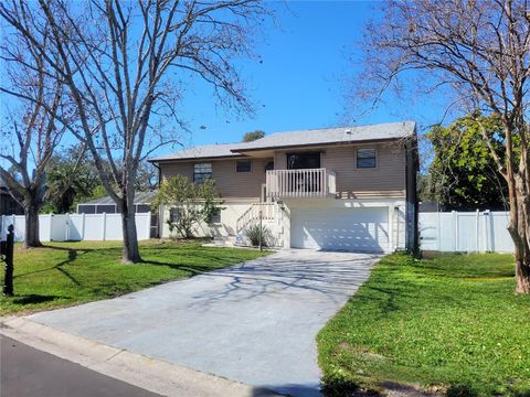 Photo of 412 Manor Boulevard, Palm Harbor, FL 34683 (MLS # TB8394438)