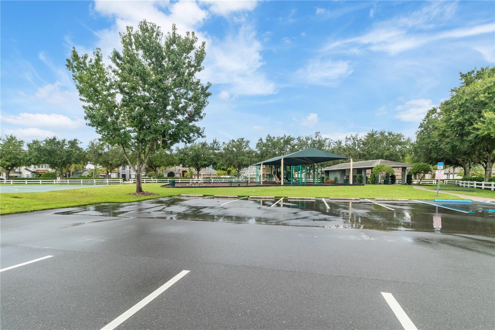 IVY LAKE ESTATES - Residential