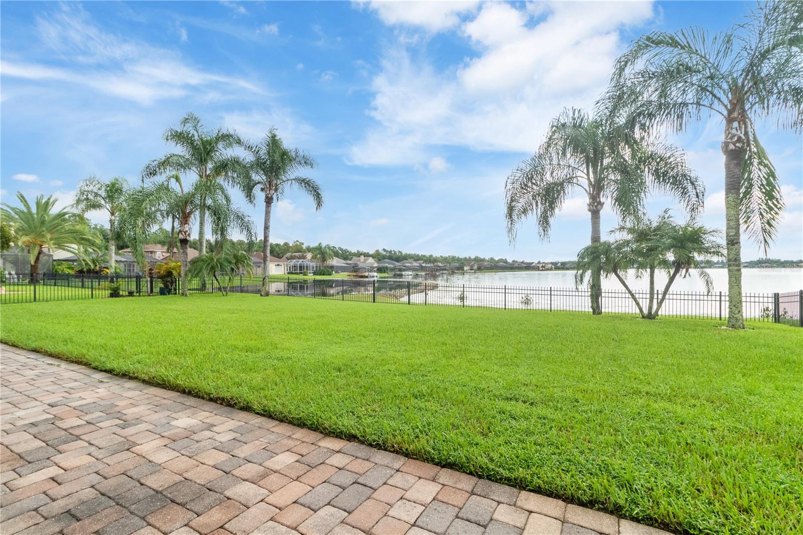 IVY LAKE ESTATES - Residential