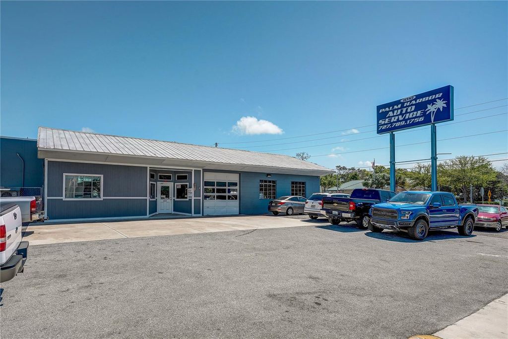 Photo of 1010 Alt 19, Palm Harbor, FL 34683 (MLS # TB8419939)