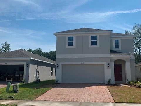 Photo of 5043 Royal Point Avenue, Kissimmee, FL 34746 (MLS # O6413550)