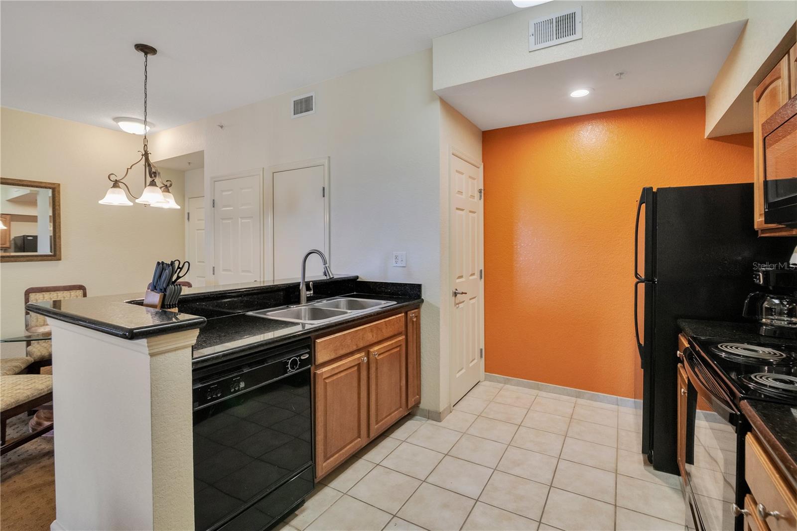 8101 RESORT VLG DRIVE 31004