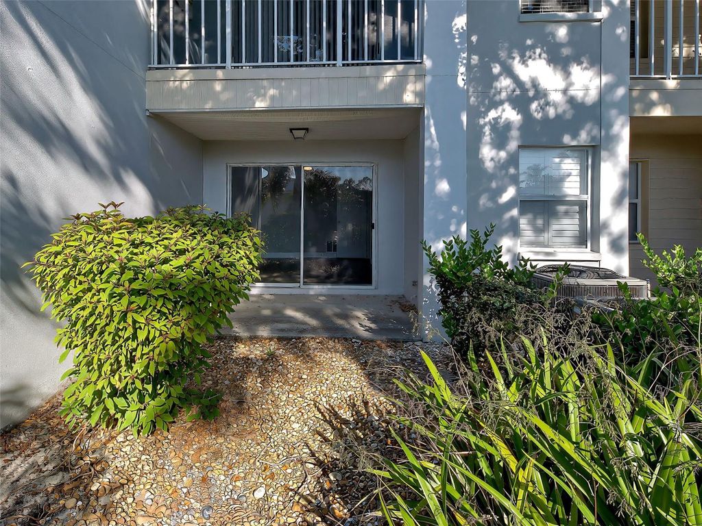 Photo of 429 Cerromar Lane #352, Venice, FL 34293 (MLS # N6138092)
