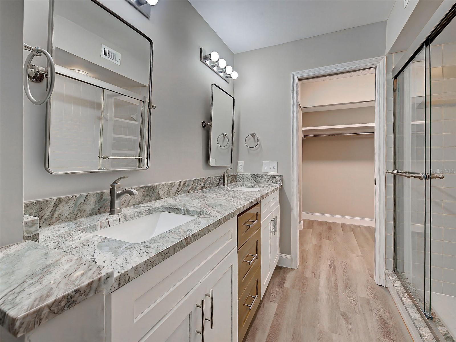 FARMINGTON VISTAS - Residential