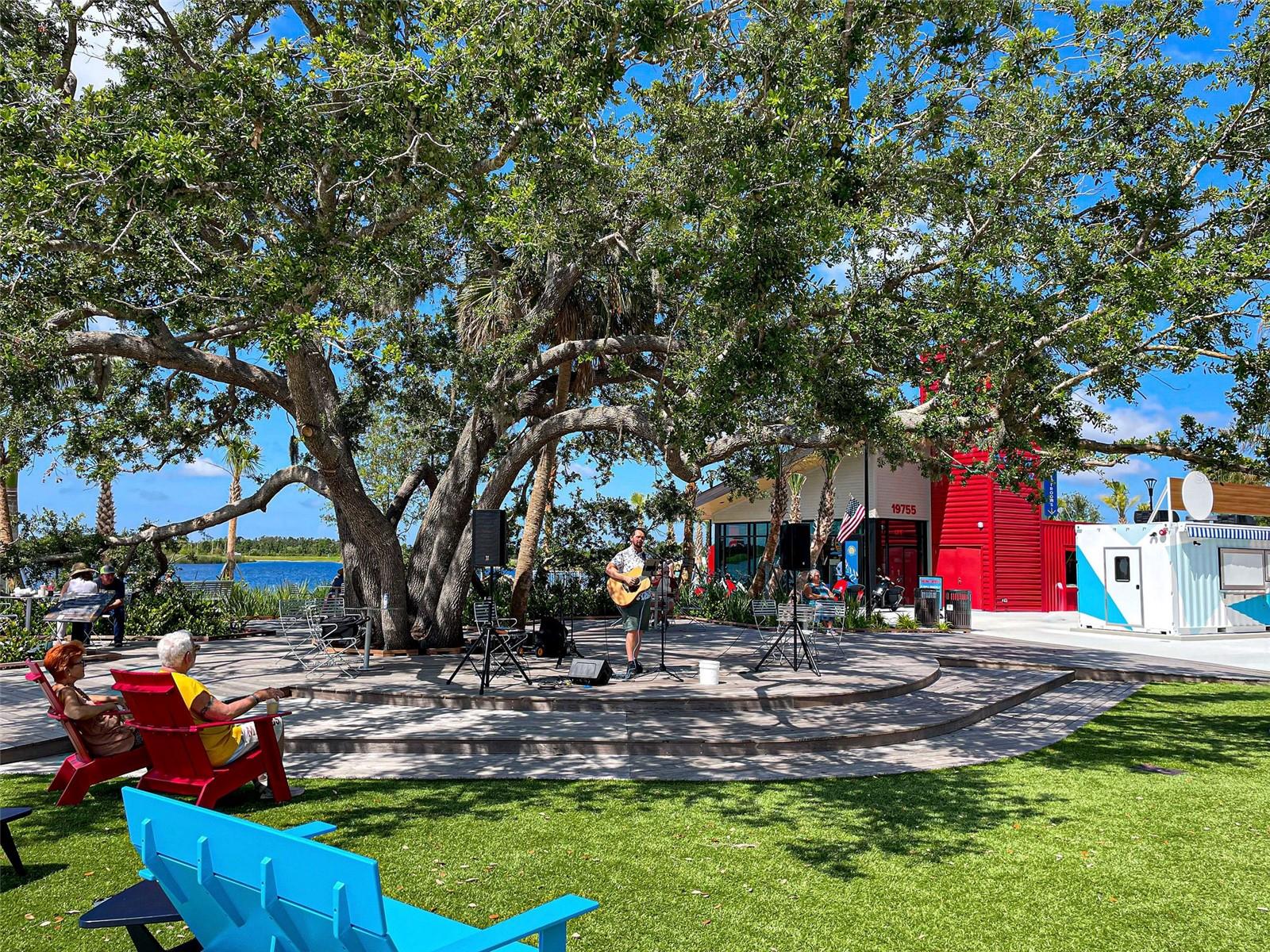 FARMINGTON VISTAS - Residential