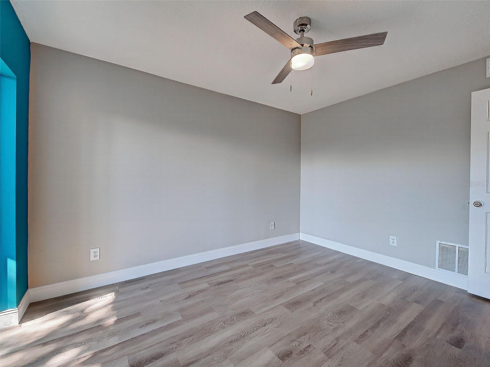 FARMINGTON VISTAS - Residential