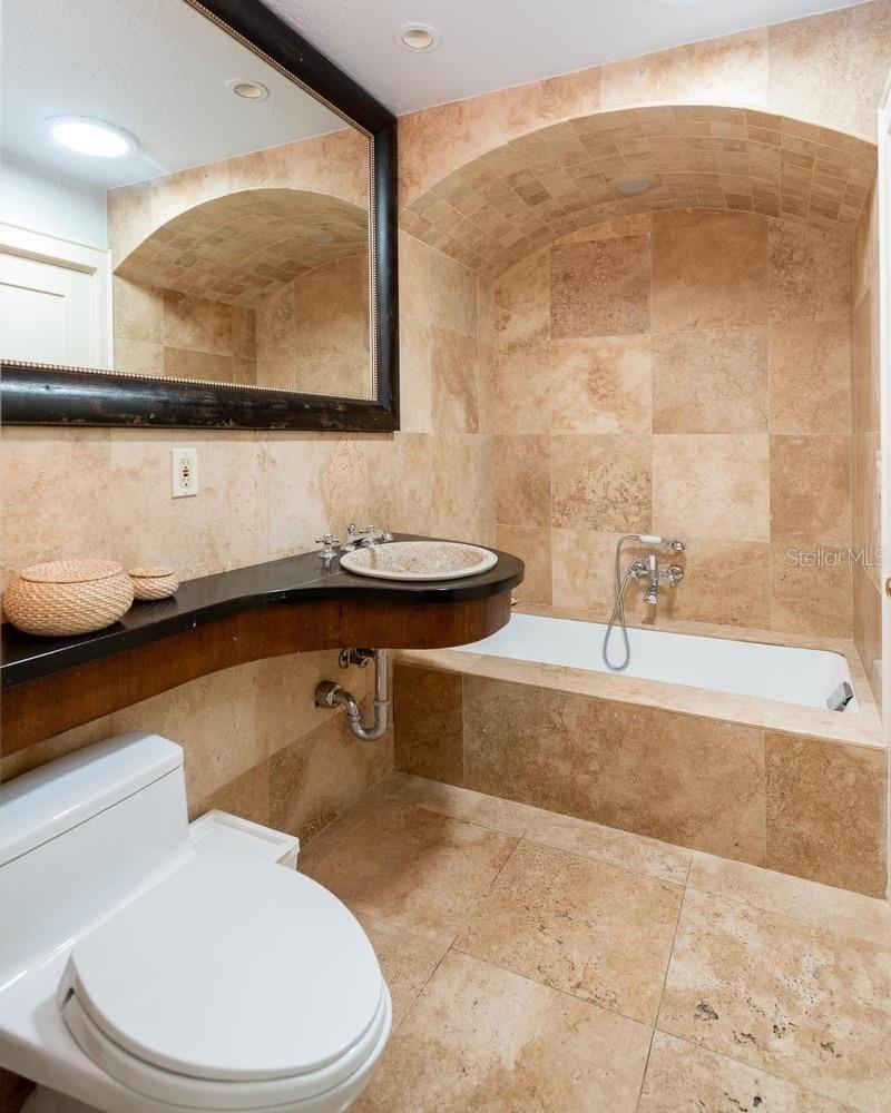 SNELL ISLE BRIGHTWATERS SEC 1 REP - Residential