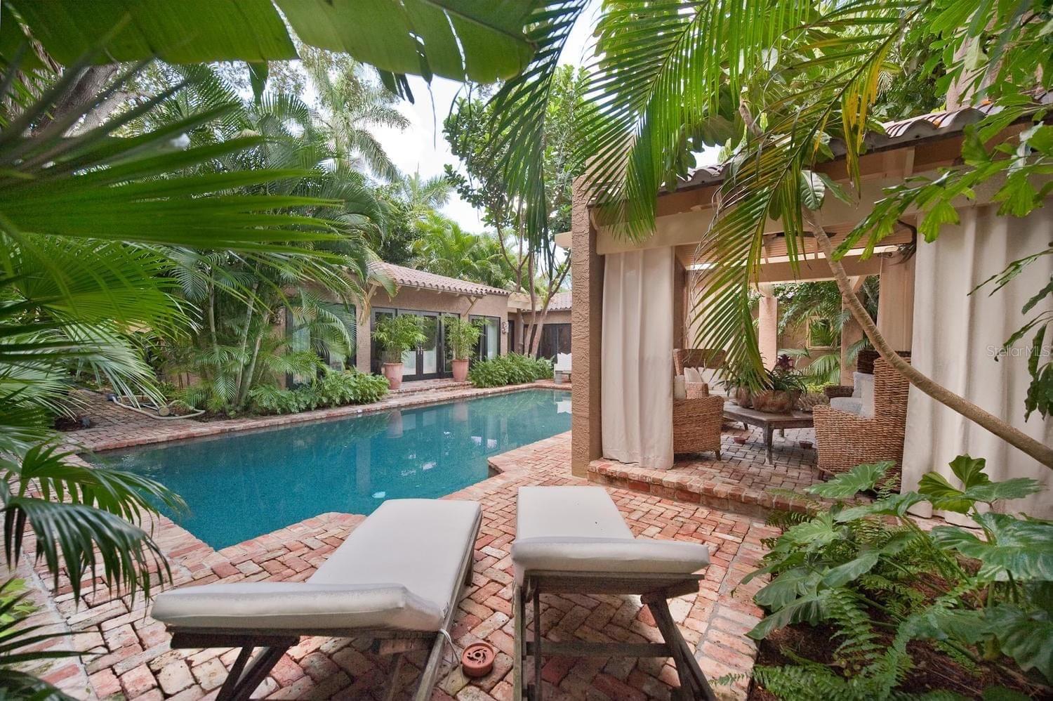 SNELL ISLE BRIGHTWATERS SEC 1 REP - Residential