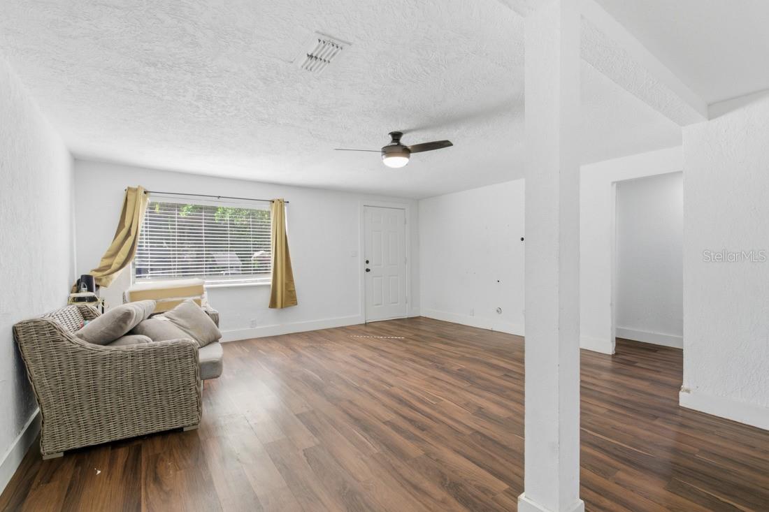KITCHENS BLK 197 DELAND - Residential