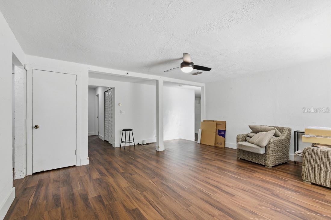 KITCHENS BLK 197 DELAND - Residential