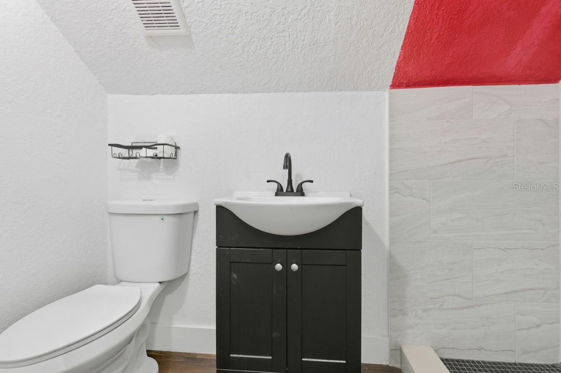 KITCHENS BLK 197 DELAND - Residential