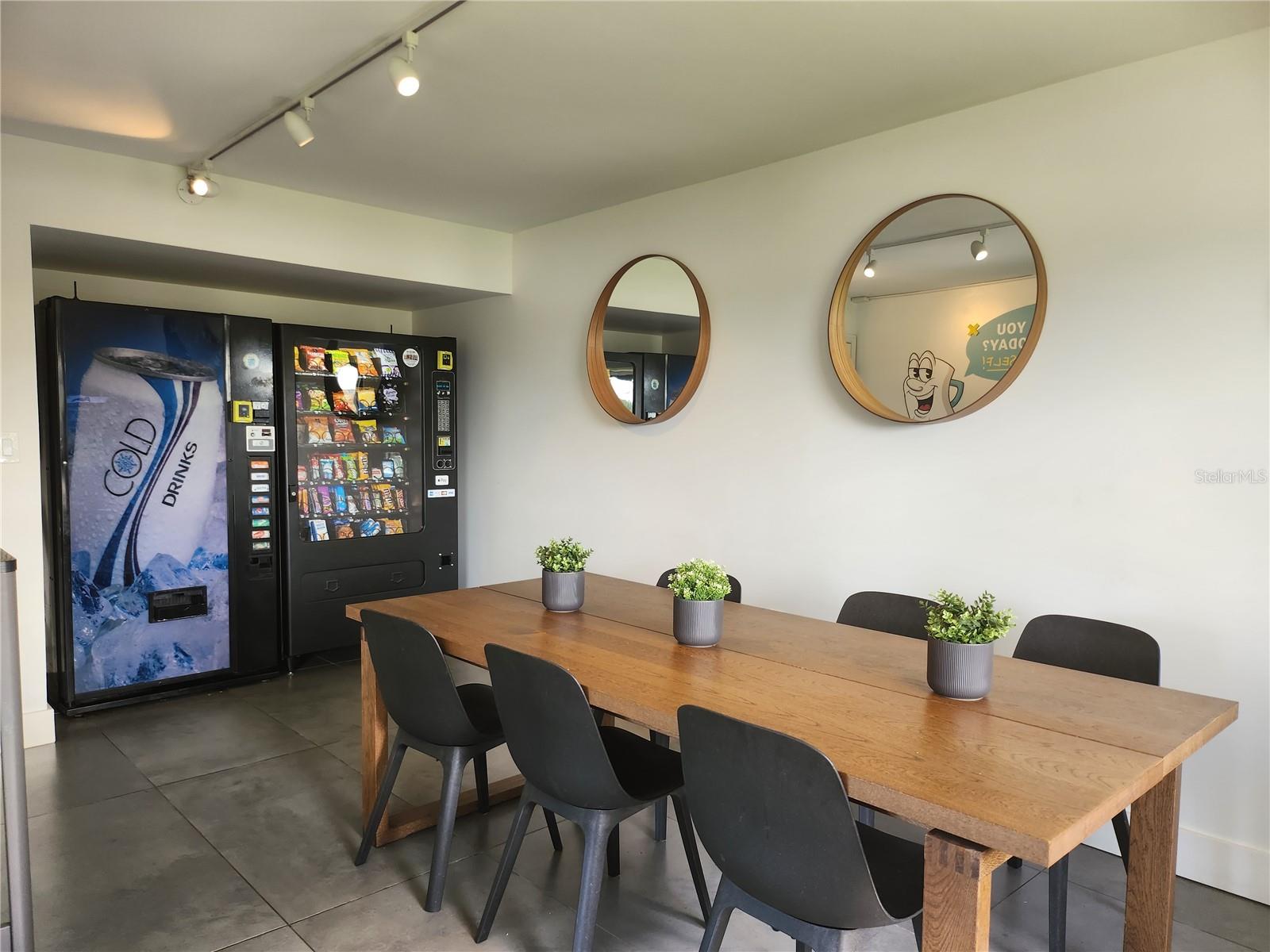 GREENPOINT ESSENTIAL HOTEL CONDO - Residential