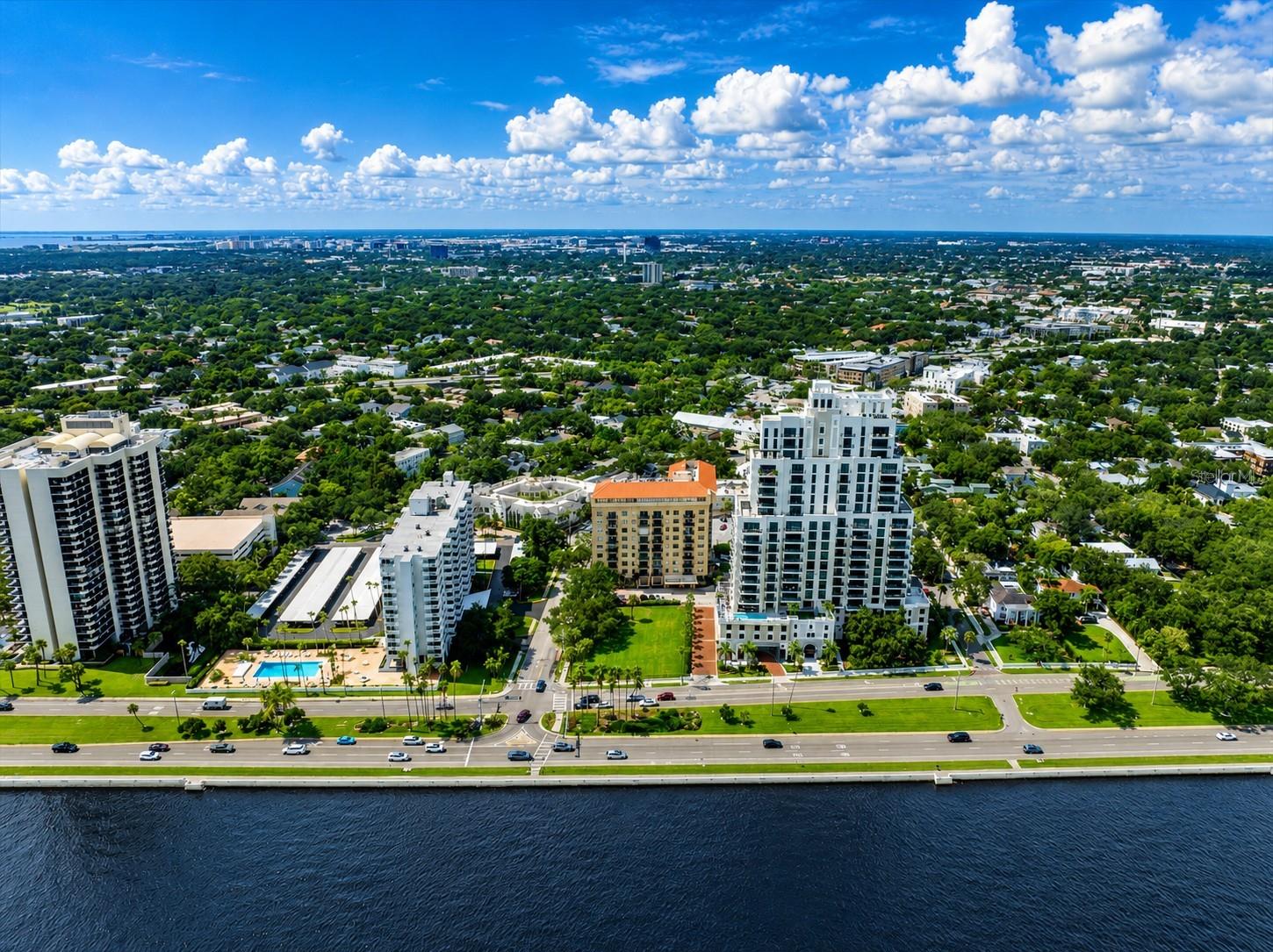 2109 BAYSHORE BOULEVARD 203