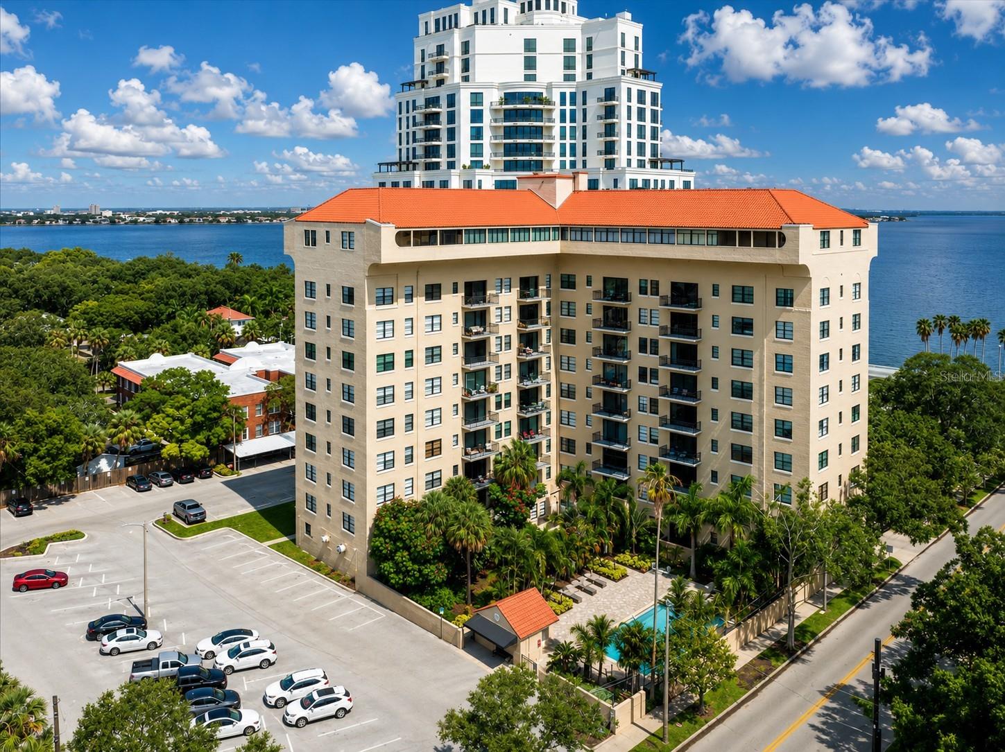 2109 BAYSHORE BOULEVARD 203