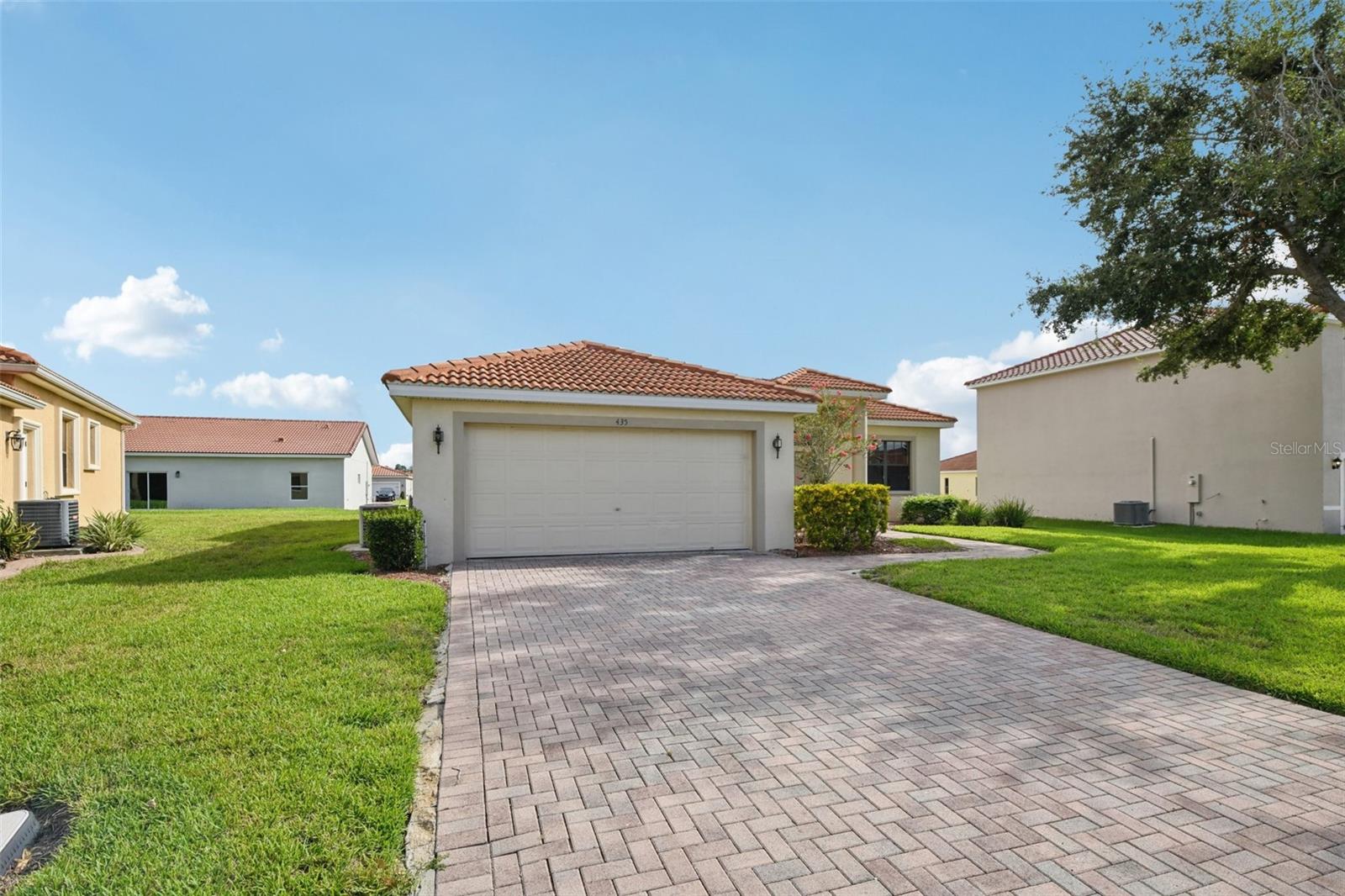 435 CARAWAY DRIVE