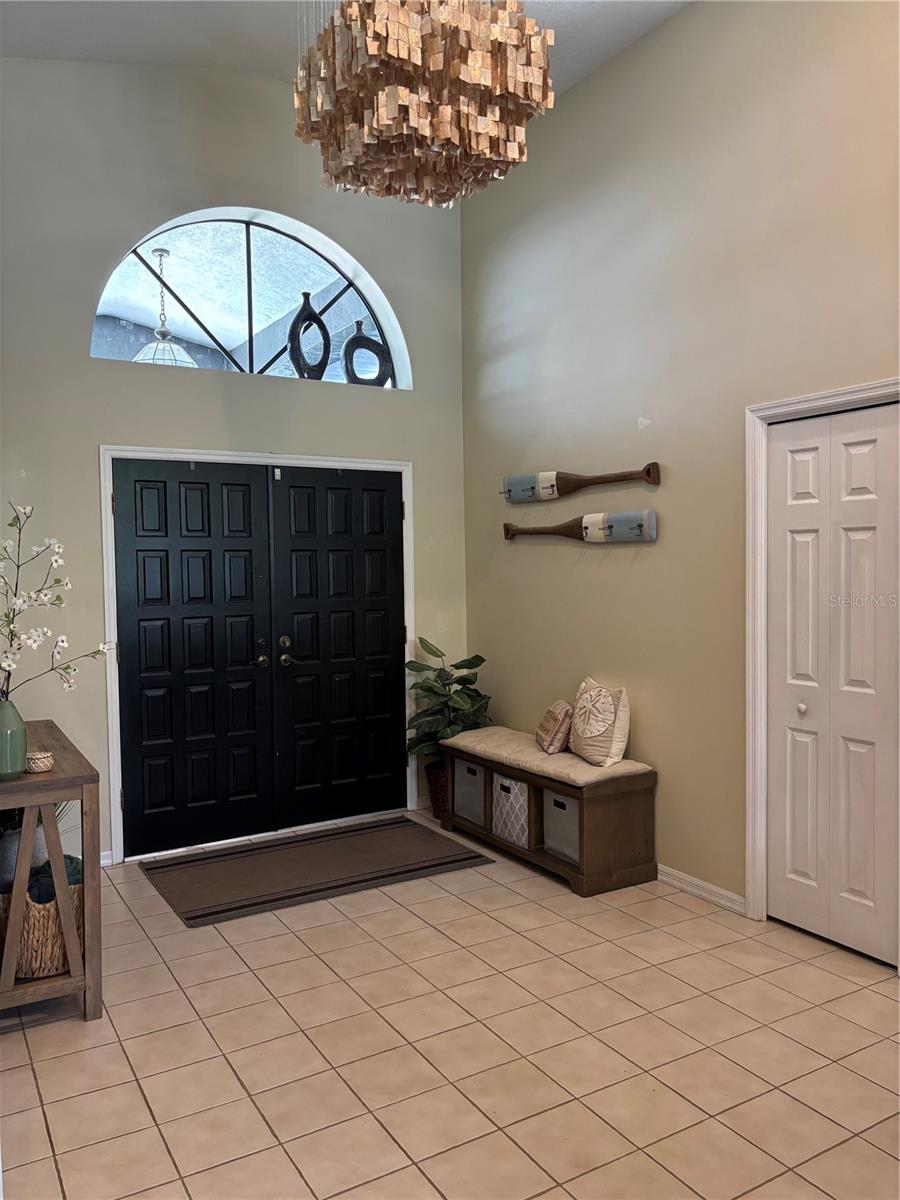1014 BRAMBLEWOOD COURT