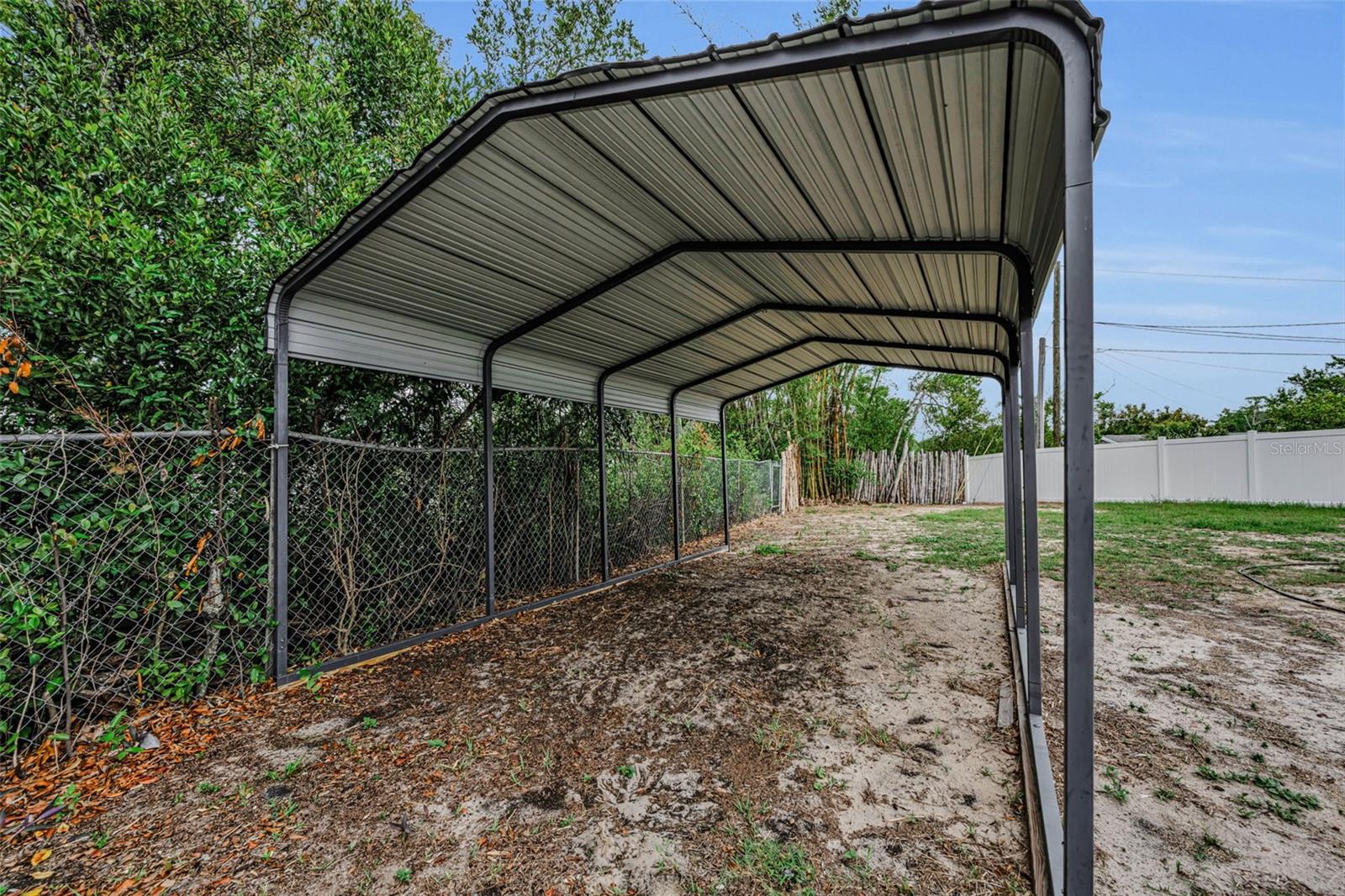 CREST RDG GARDENS - Residential