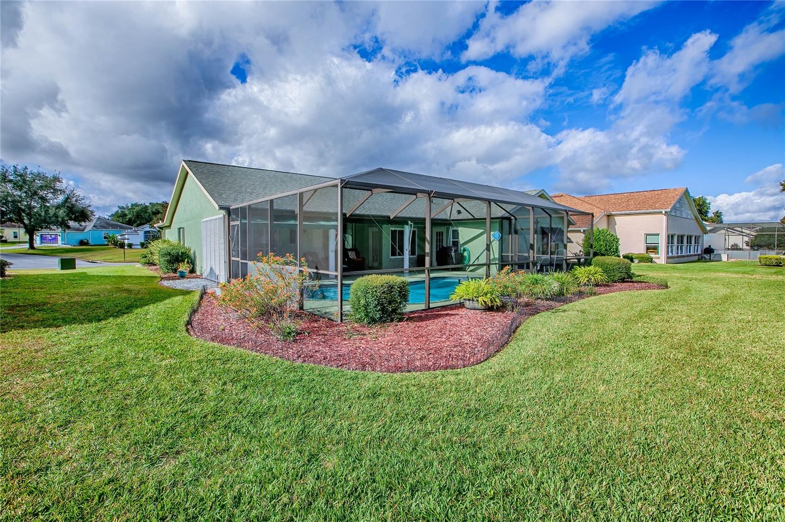 PLANTATION AT LEESBURG MANOR VIEW VILLAGE - Residential