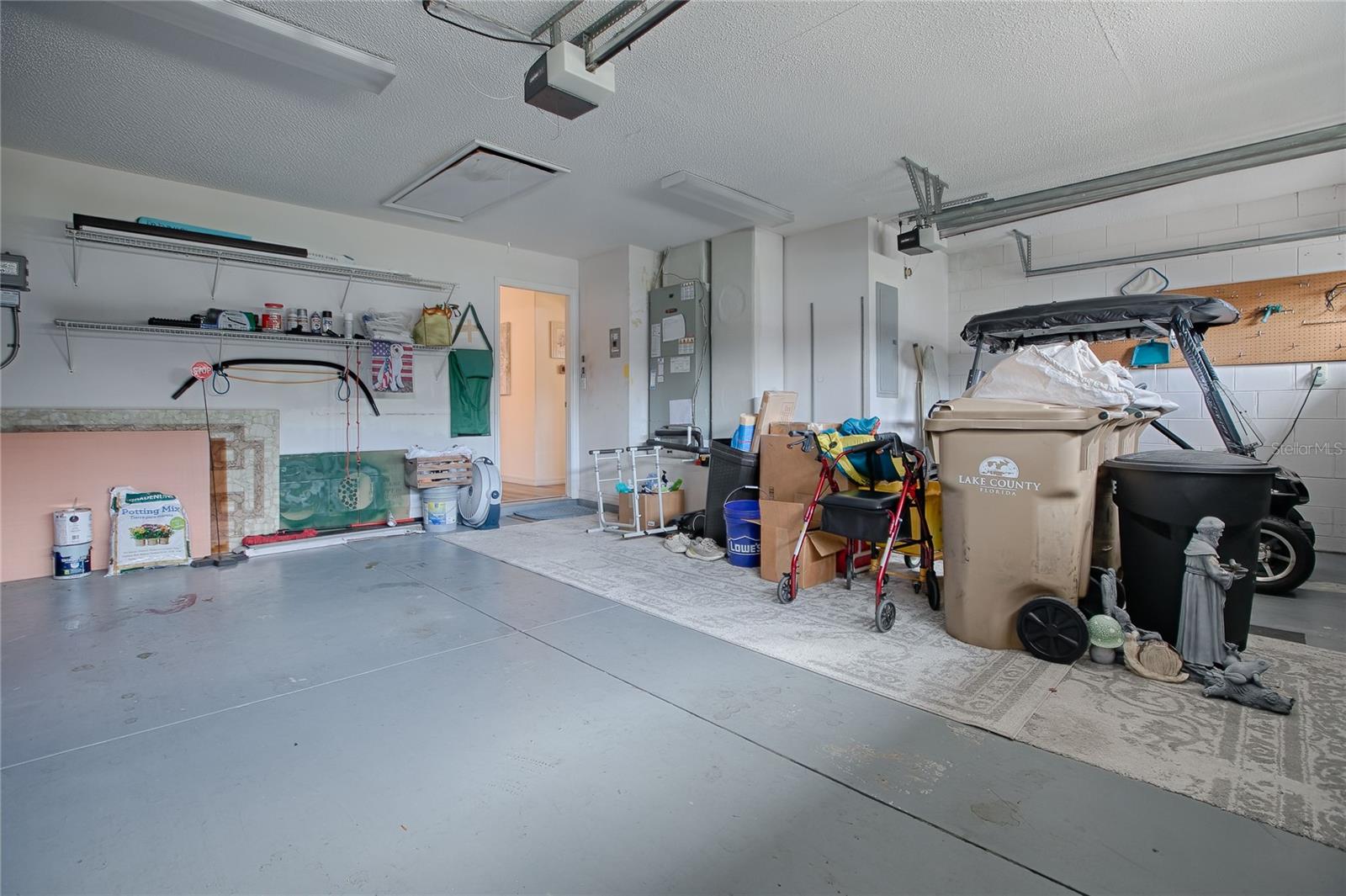 PLANTATION AT LEESBURG MANOR VIEW VILLAGE - Residential