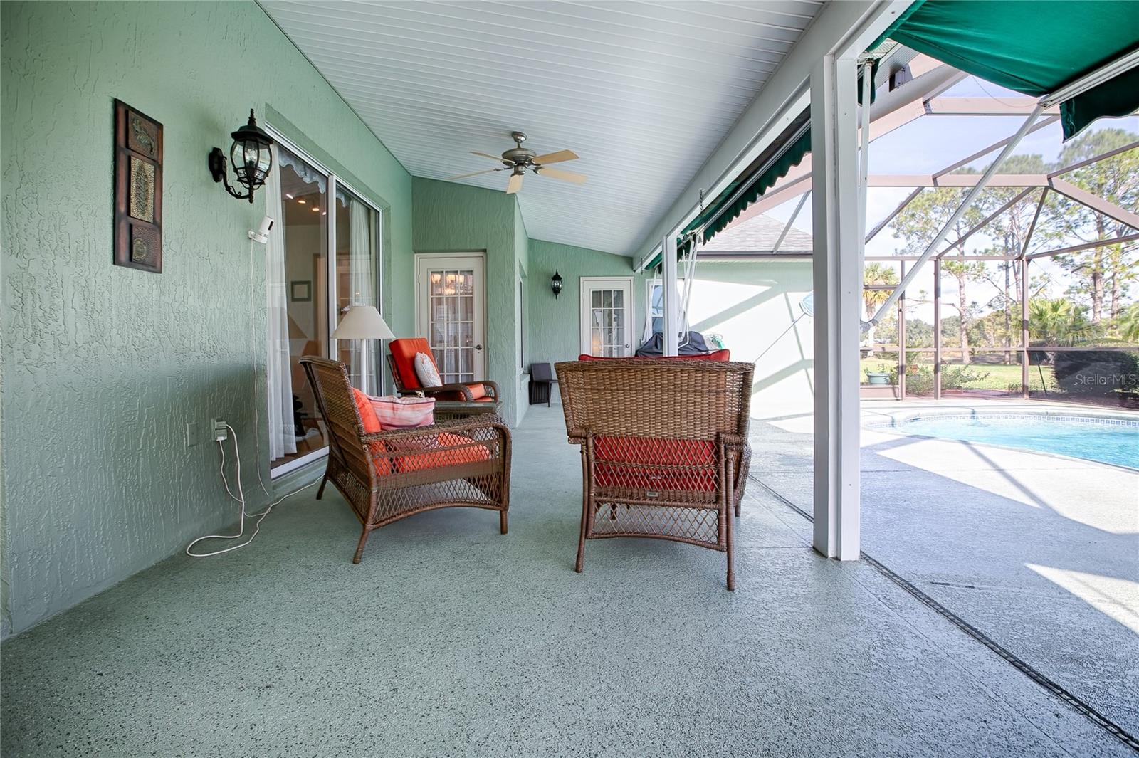 PLANTATION AT LEESBURG MANOR VIEW VILLAGE - Residential