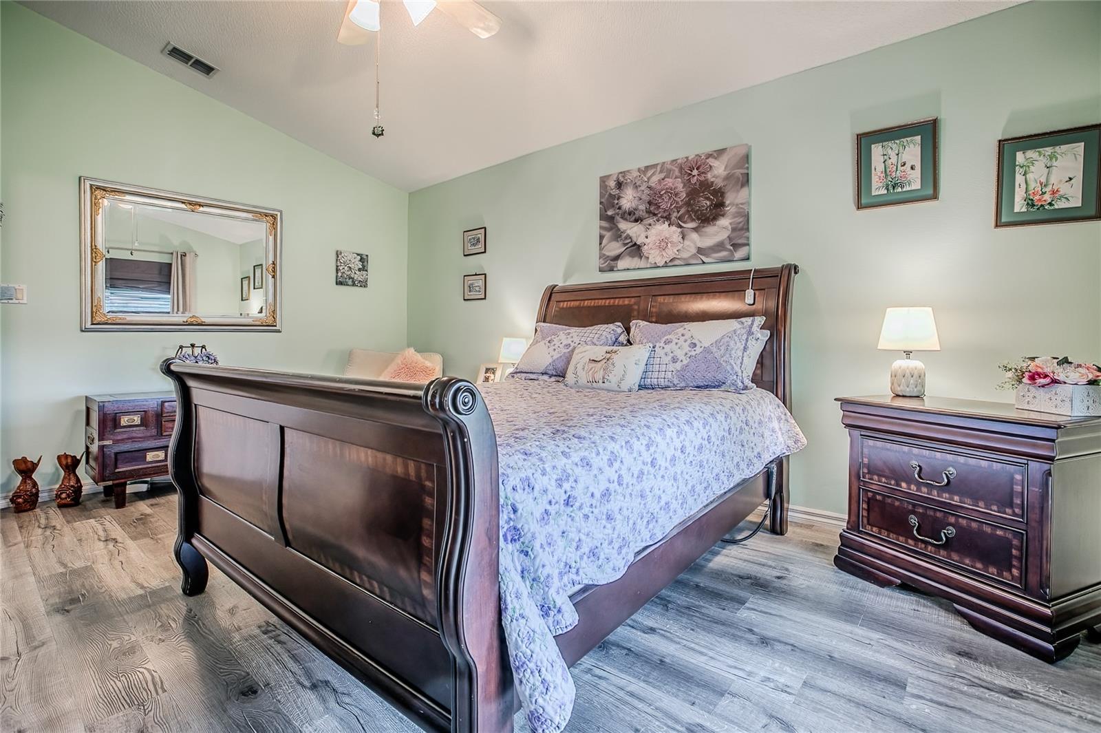 PLANTATION AT LEESBURG MANOR VIEW VILLAGE - Residential