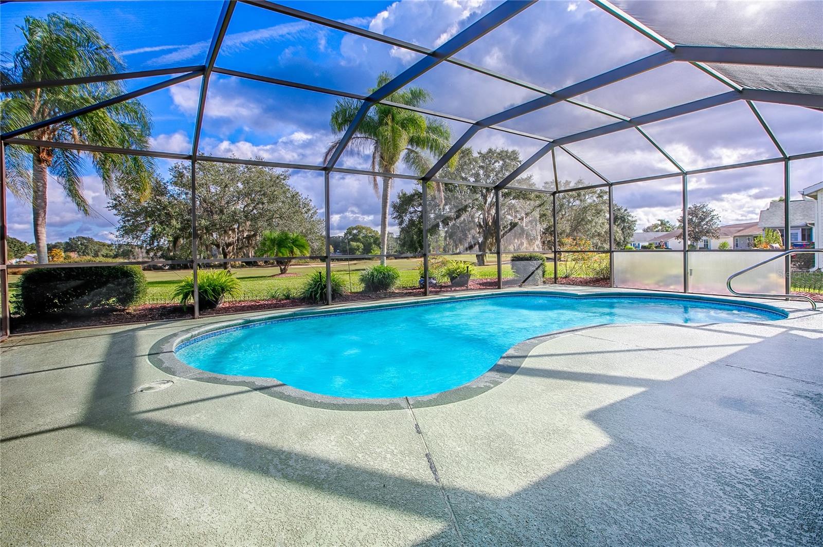 PLANTATION AT LEESBURG MANOR VIEW VILLAGE - Residential