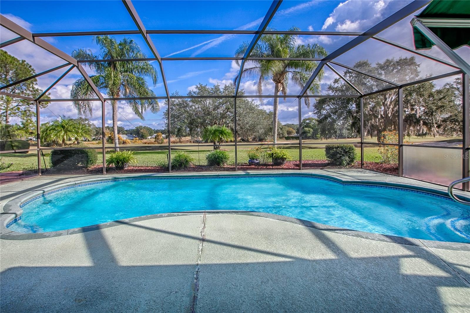 PLANTATION AT LEESBURG MANOR VIEW VILLAGE - Residential