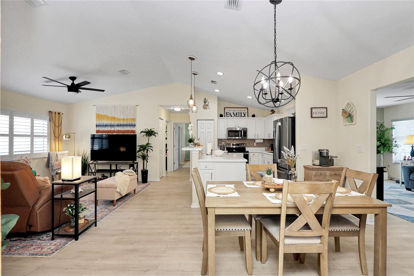 SPRUCE CREEK COUNTRY CLUB CANDLESTONE 02 - Residential