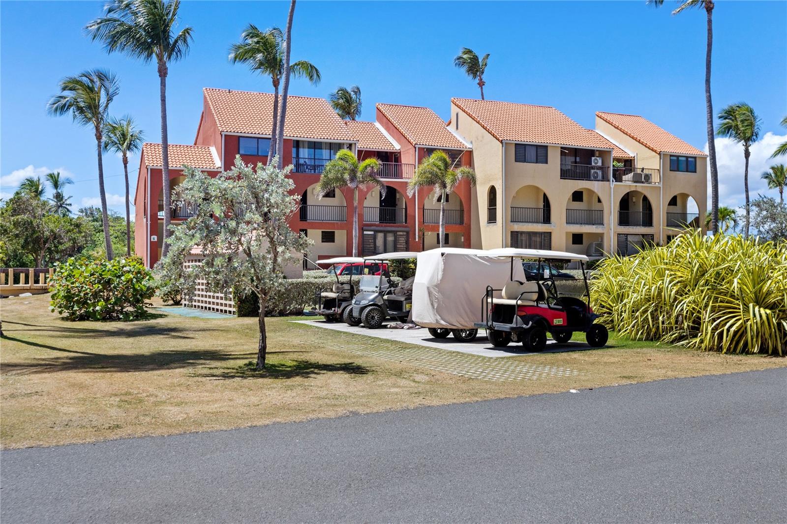 BEACH VILLAGE - Residential