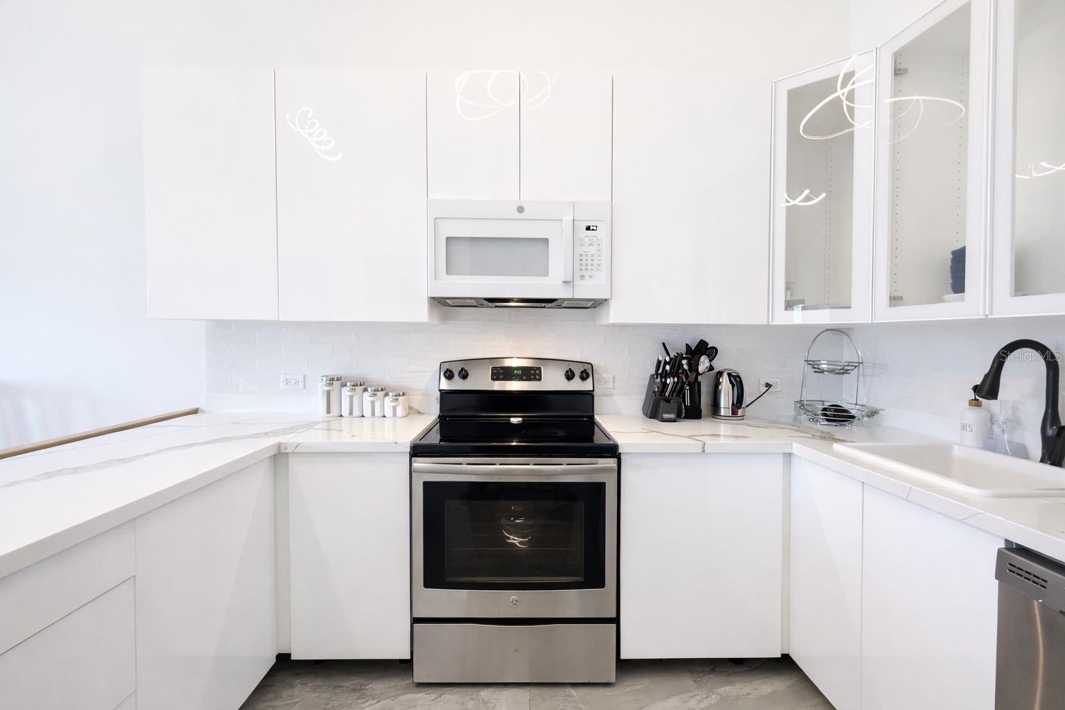 BEACH VILLAGE - Residential