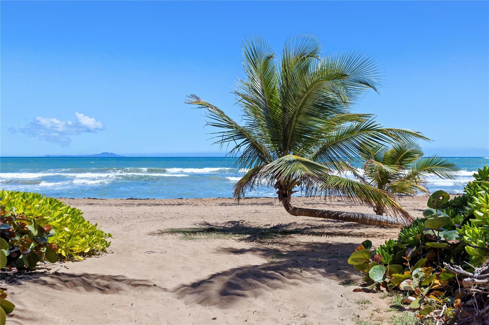 BEACH VILLAGE - Residential