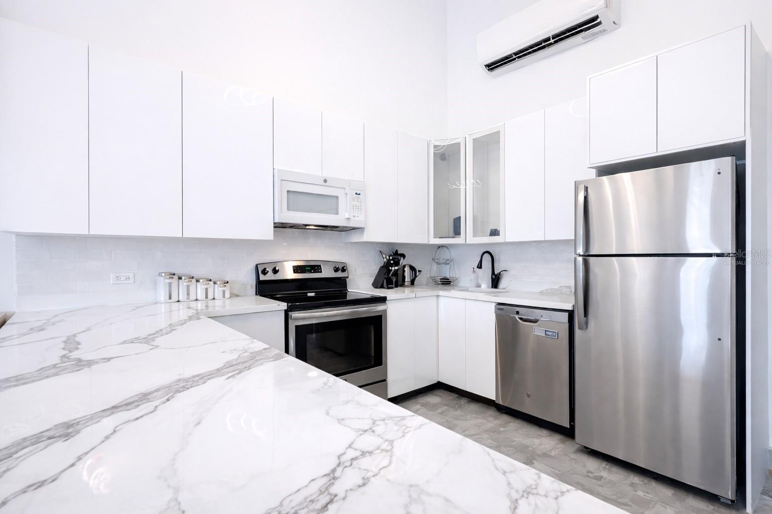 BEACH VILLAGE - Residential