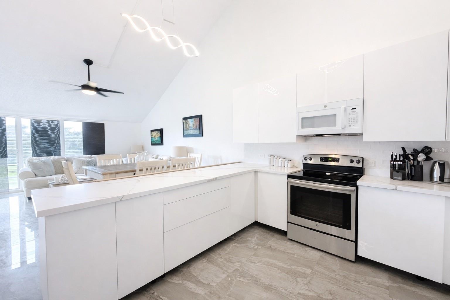 BEACH VILLAGE - Residential