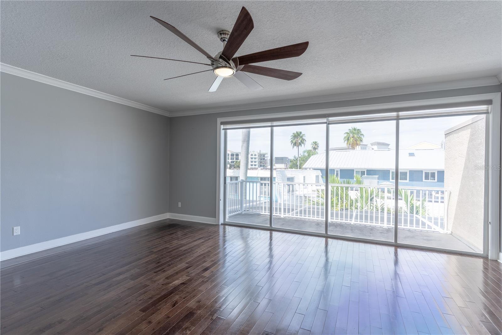 DOLPHINS LANDING - Residential