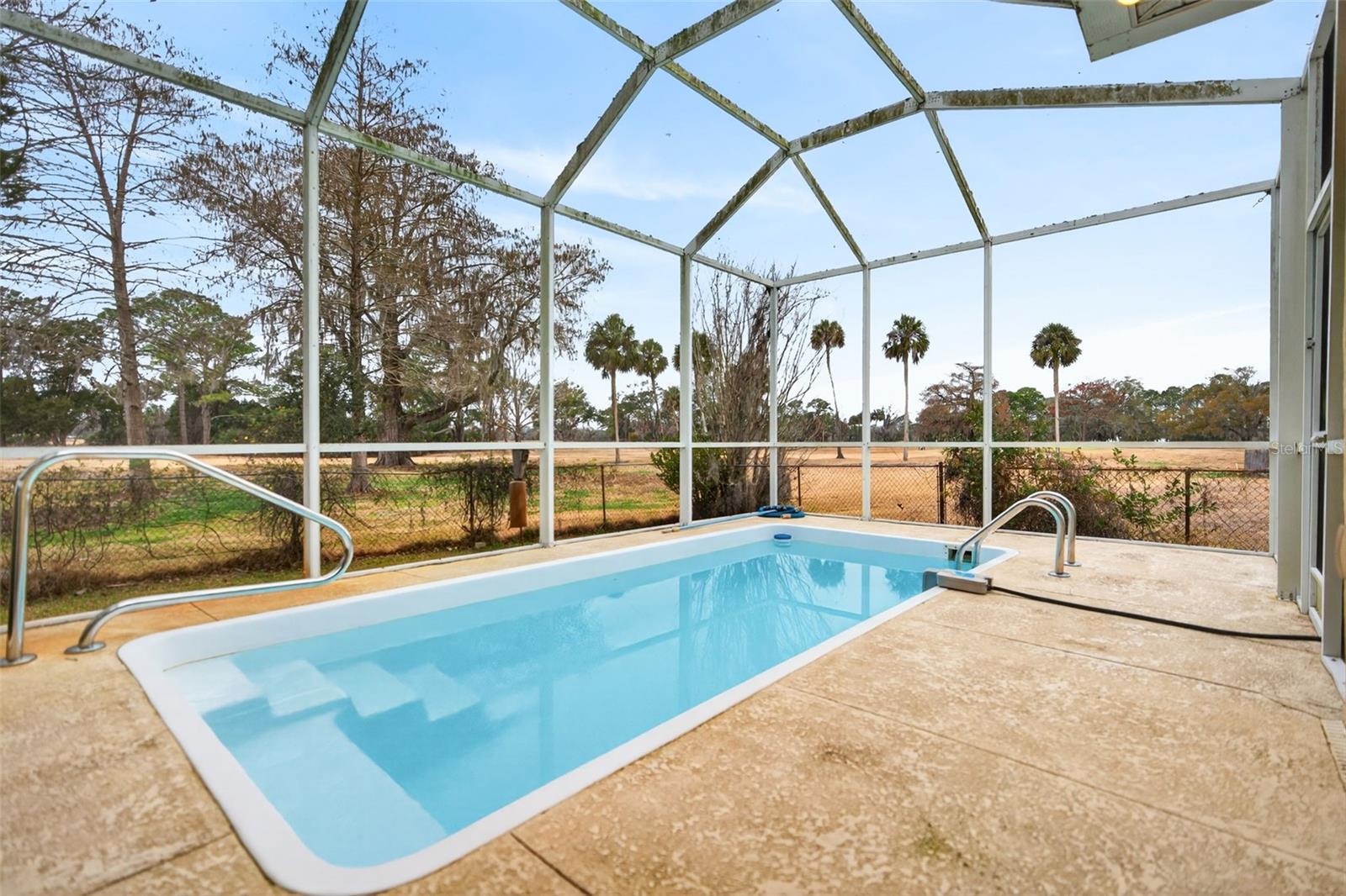 PARADISE COUNTRY CLUB - Residential